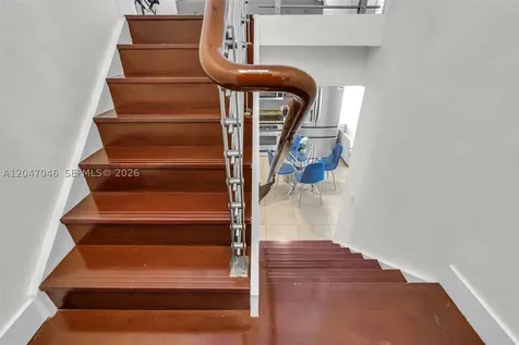 41 SE 5th Street Miami FL 33131
