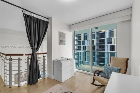 41 SE 5th Street Miami FL 33131