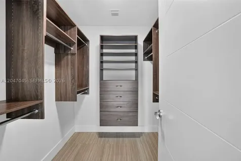 2960 NE 207th Street Aventura FL 33180