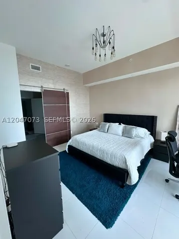 Miami FL 33131