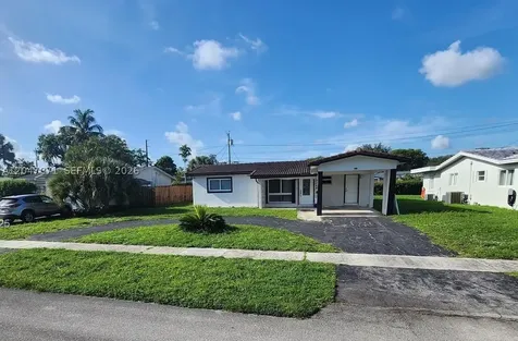 3346 Coolidge Street Hollywood FL 33021