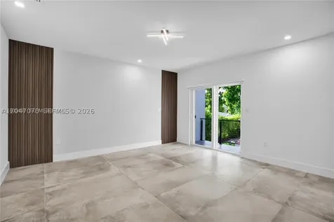 3431 SW 16th Terrace Miami FL 33145