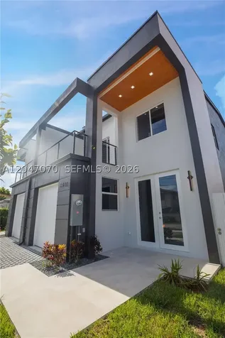 3431 SW 16th Terrace Miami FL 33145