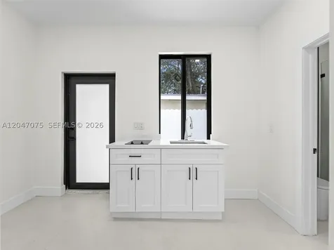 610 NE 164th Terrace Miami FL 33162