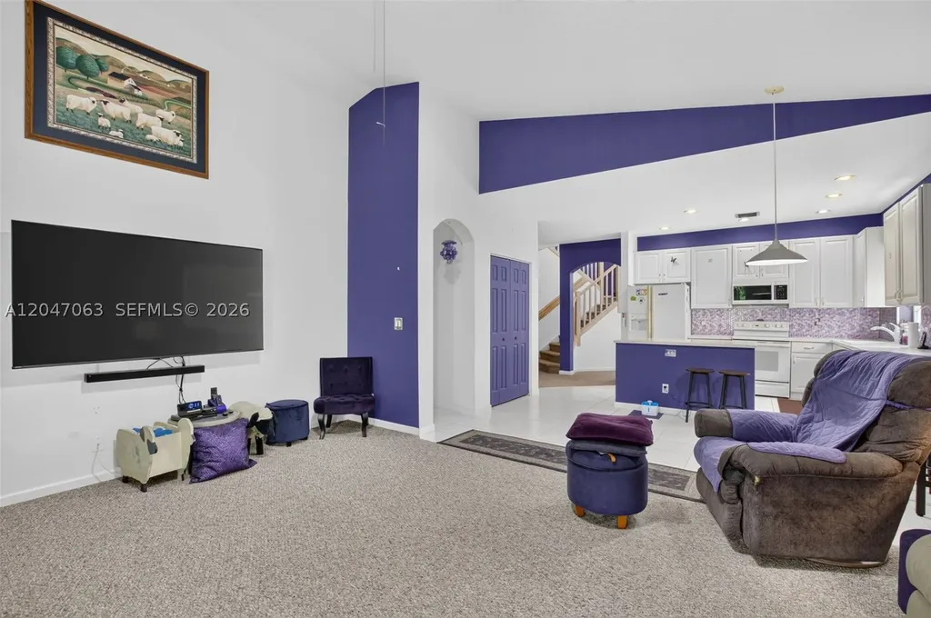 21209 Via Ventura Boca Raton FL 33433