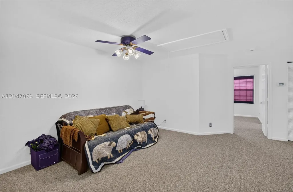 21209 Via Ventura Boca Raton FL 33433