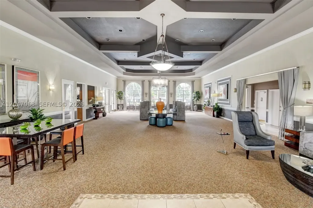 21209 Via Ventura Boca Raton FL 33433