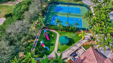 21209 Via Ventura Boca Raton FL 33433