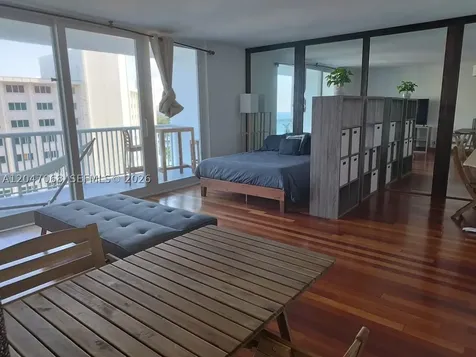 5401 Collins Avenue Miami Beach FL 33140