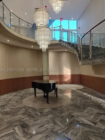5401 Collins Avenue Miami Beach FL 33140