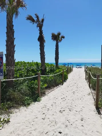 5401 Collins Avenue Miami Beach FL 33140