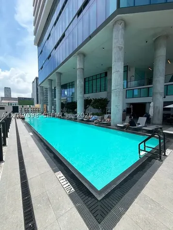 398 NE 5th Street Miami FL 33132