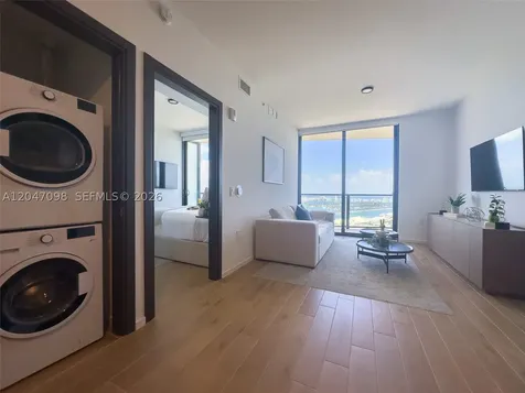 398 NE 5th Street Miami FL 33132