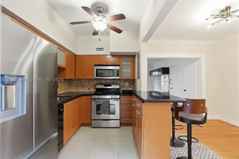 9881 W Bay Harbor Drive Bay Harbor Islands FL 33154
