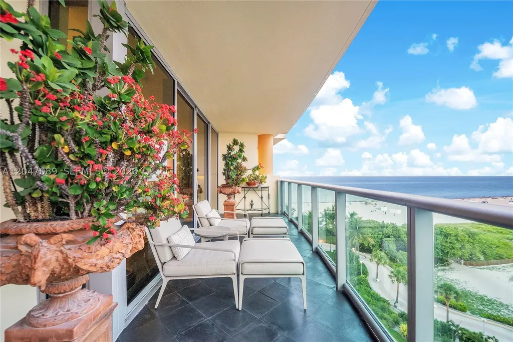 1455 Ocean Drive Miami Beach FL 33139