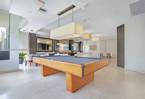 1455 Ocean Drive Miami Beach FL 33139