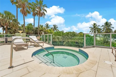 1455 Ocean Drive Miami Beach FL 33139