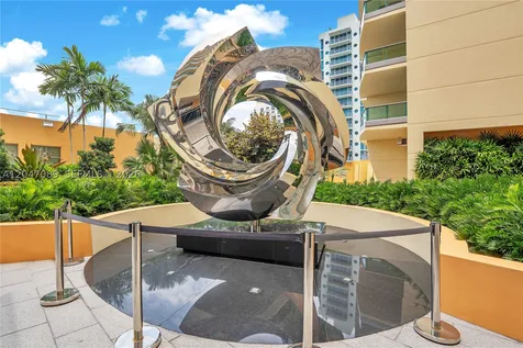 1455 Ocean Drive Miami Beach FL 33139