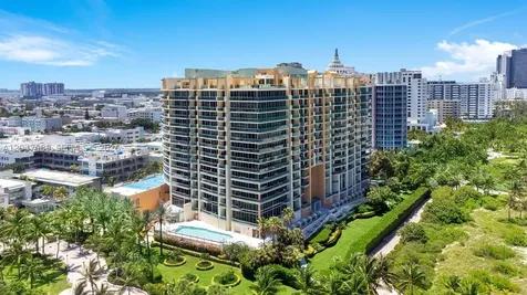 1455 Ocean Drive Miami Beach FL 33139