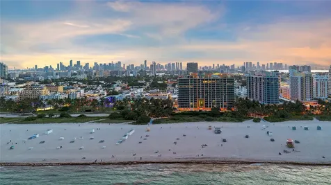 1455 Ocean Drive Miami Beach FL 33139