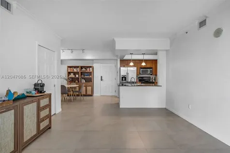 2000 N Bayshore Drive Miami FL 33137