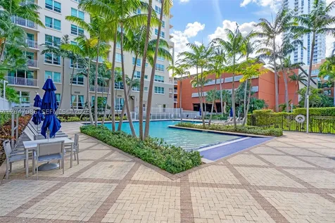 2000 N Bayshore Drive Miami FL 33137