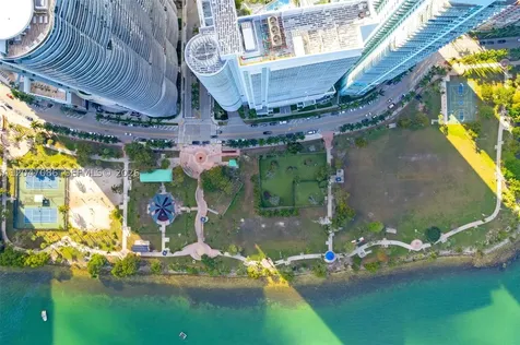 2000 N Bayshore Drive Miami FL 33137