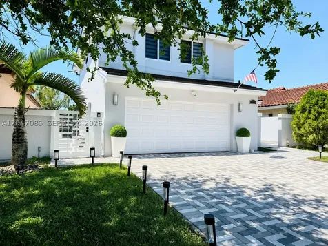 17324 NW 63rd Avenue Hialeah FL 33015