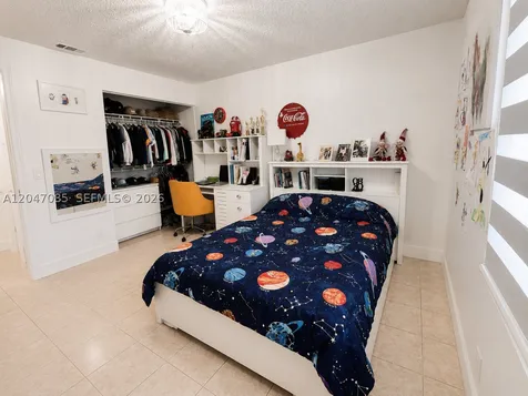 17324 NW 63rd Avenue Hialeah FL 33015