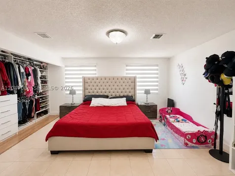 17324 NW 63rd Avenue Hialeah FL 33015