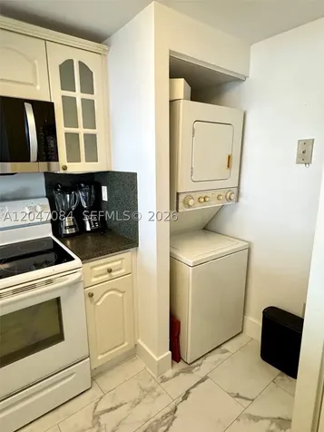 600 NE 36th Street Miami FL 33137