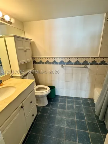600 NE 36th Street Miami FL 33137
