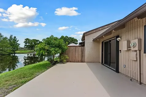 2025 SW 82nd Avenue Davie FL 33324