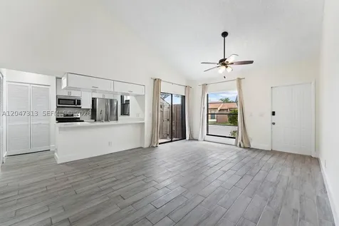 2025 SW 82nd Avenue Davie FL 33324