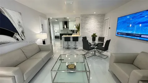 4288 SW 9th Street Miami FL 33134