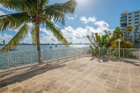 7545 E Treasure Drive North Bay Village FL 33141