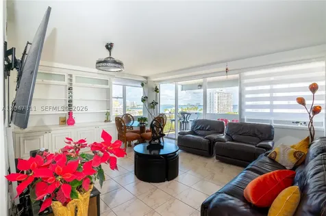 7545 E Treasure Drive North Bay Village FL 33141