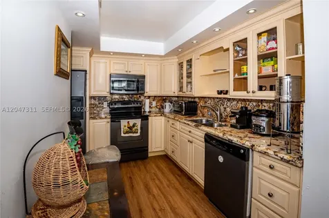 7545 E Treasure Drive North Bay Village FL 33141