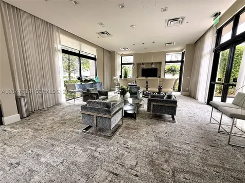 4605 NW 83rd Path Doral FL 33166