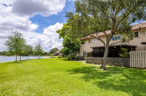 9803 NW 37th Street Sunrise FL 33351