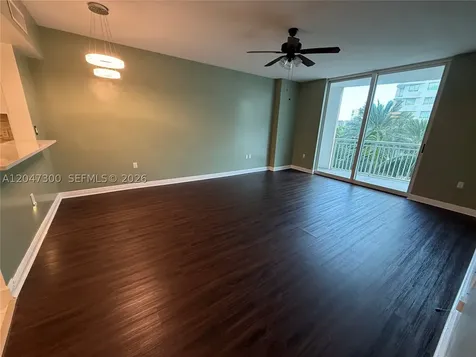 1745 E Hallandale Beach Boulevard Hallandale Beach FL 33009