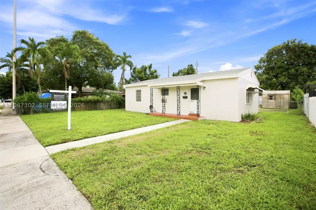 790 E 6th Place Hialeah FL 33010