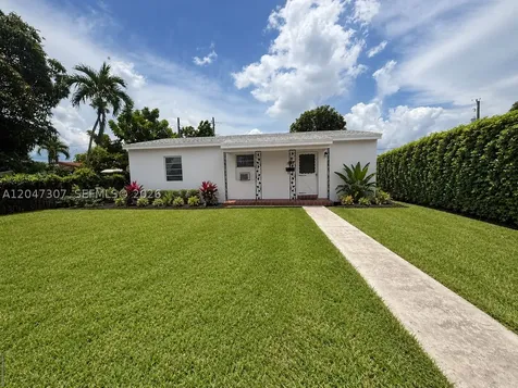 790 E 6th Place Hialeah FL 33010