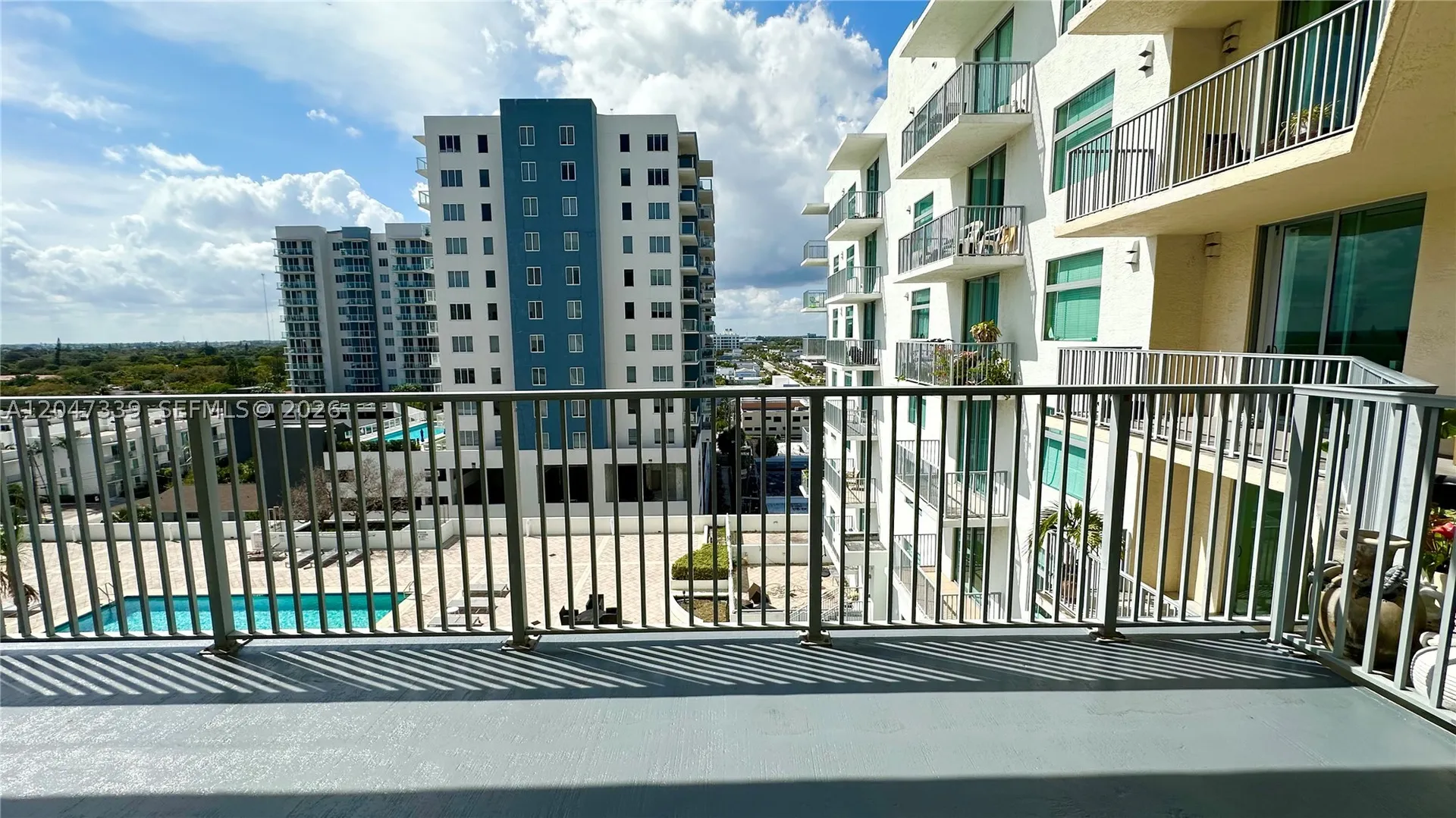 140 S Dixie Highway Hollywood FL 33020