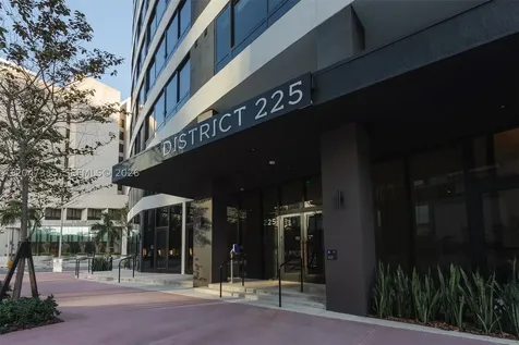 225 N Miami Avenue Miami FL 33128