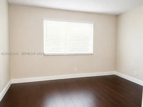 331 Lakeview Drive Weston FL 33326