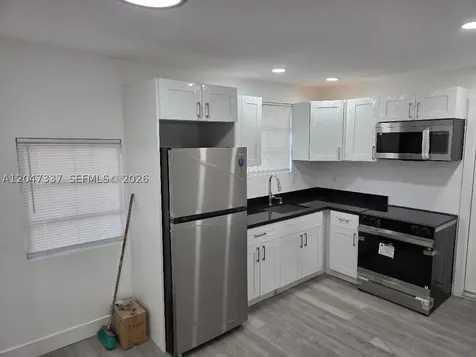 2911 NW 30th Street Miami FL 33142