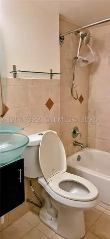 153 Lakeview Drive Weston FL 33326