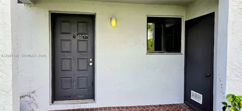 153 Lakeview Drive Weston FL 33326