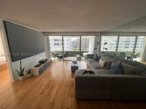 199 Ocean Lane Drive Key Biscayne FL 33149